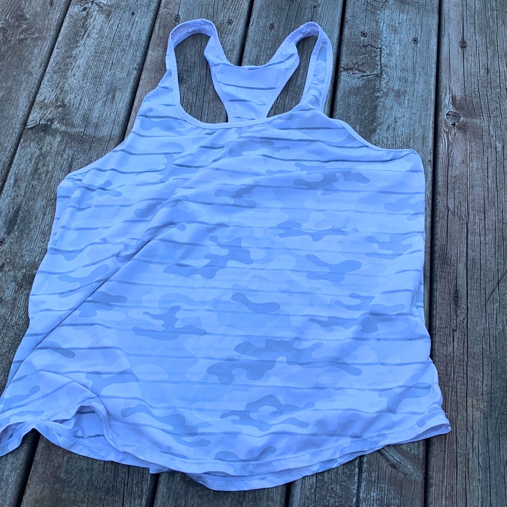 💛2/$20 Zyia XXL tank top white camo print